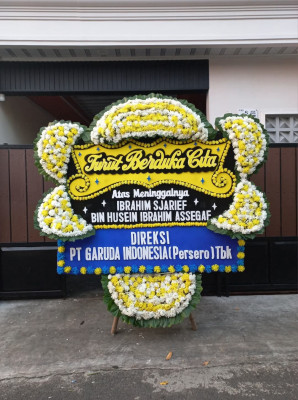 Papan Bunga Duka di Salaman